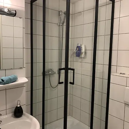 Appartement Modern And Apartment, Near Rhein, Museums & Event Venues, Fully Furnished Bonn