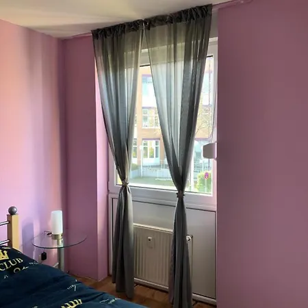 Modern And Apartment, Near Rhein, Museums & Event Venues, Fully Furnished Appartement *